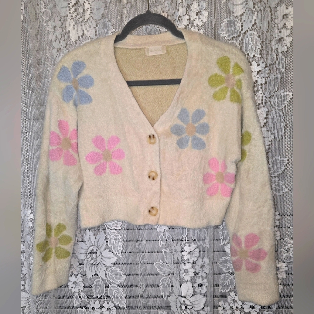Altar'd State Button Up Cardigan With Daisy, Womens XS